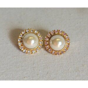 Round Gold Tone Faux Pearl Clear Rhinestone Clip On Earrings E1